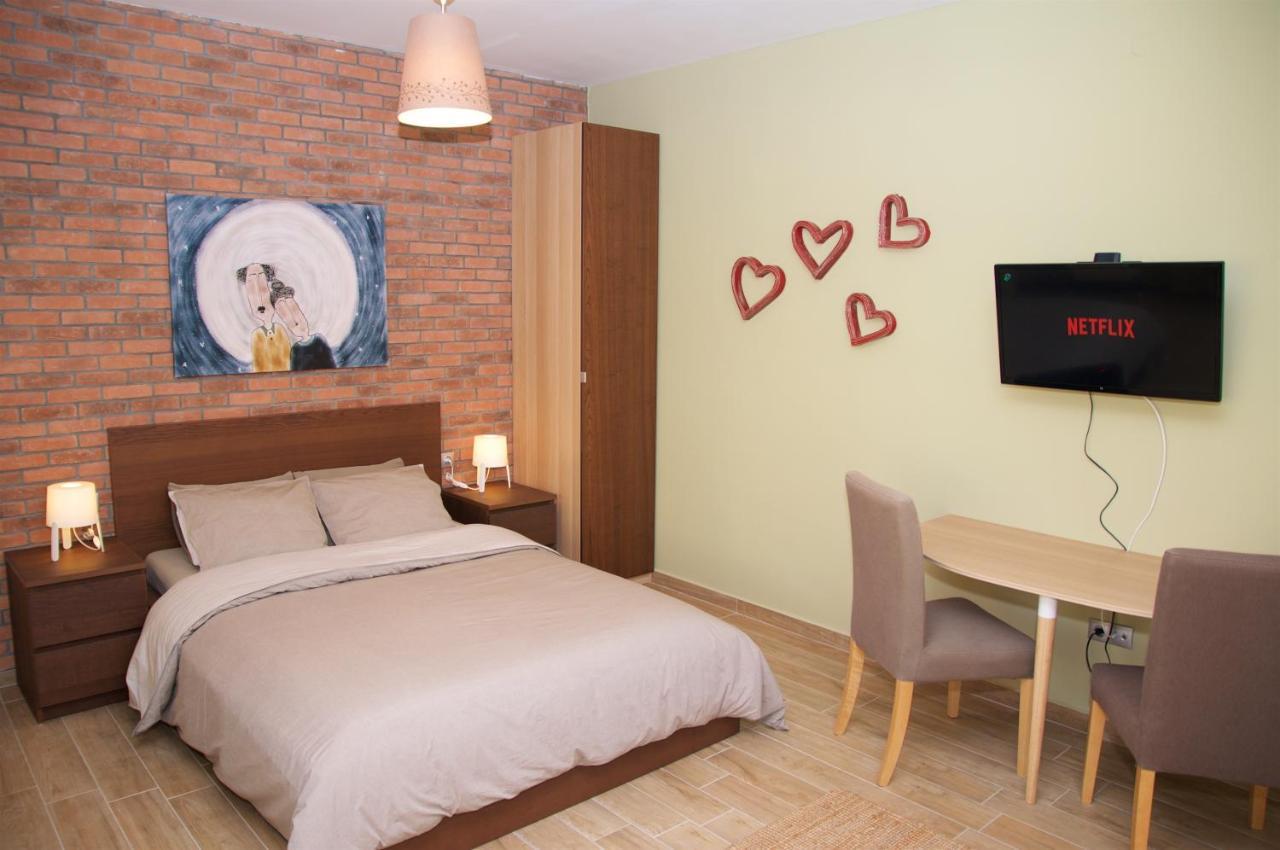 Super Cute & Cozy Mini Studios In City Center Салоніки Екстер'єр фото