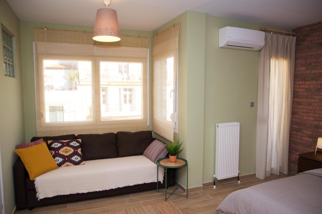 Super Cute & Cozy Mini Studios In City Center Салоніки Екстер'єр фото